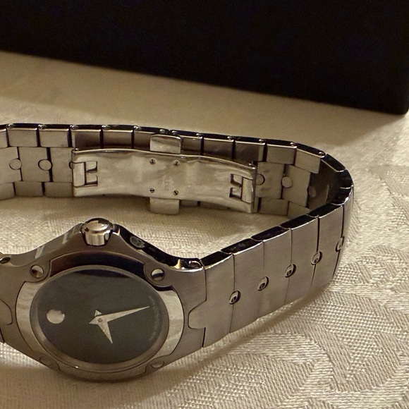 Movado Watch Ladies Stainless Steel bracelet band,NEW, Box, authenticity card main image 3